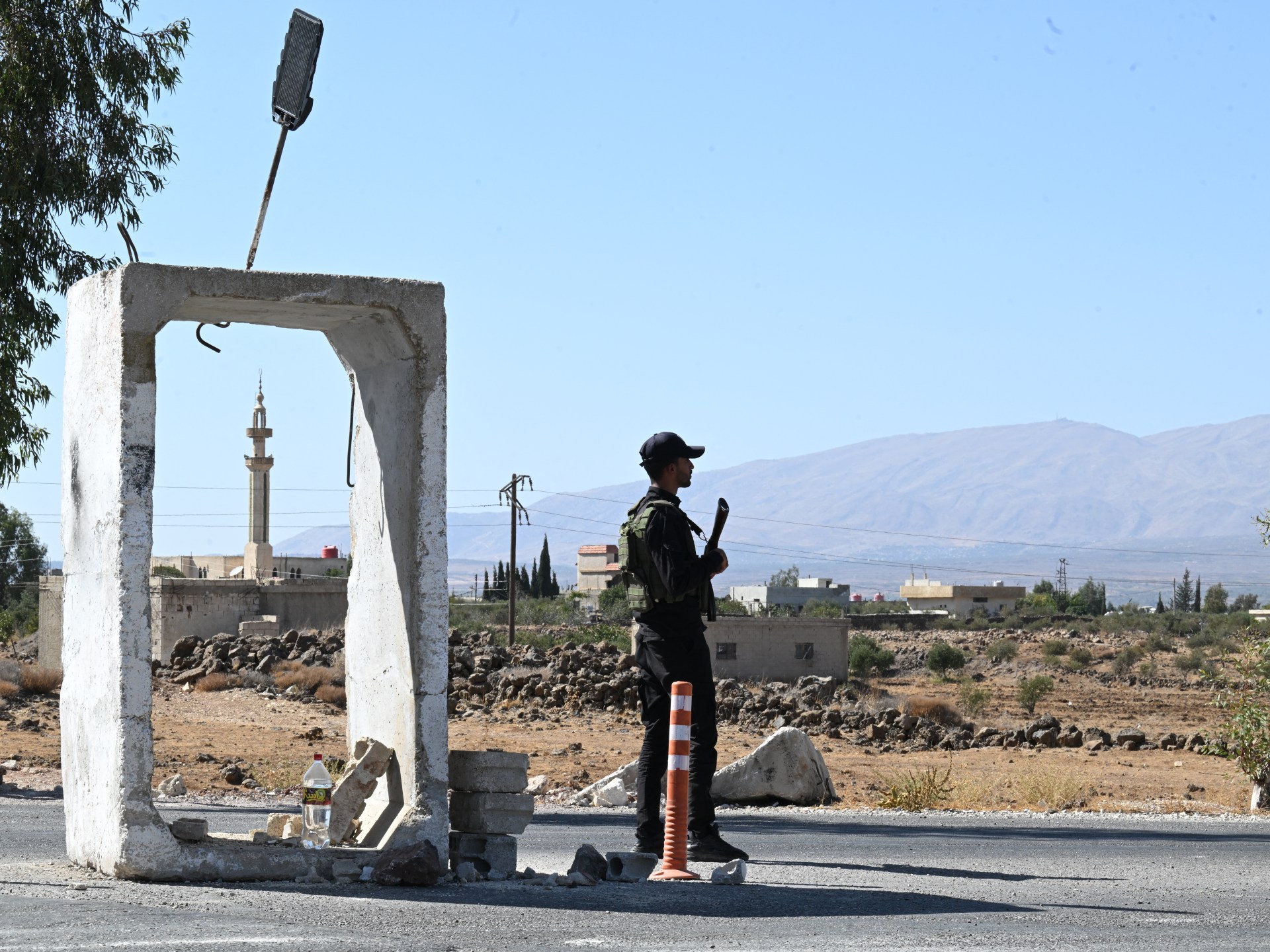 Israel sets up checkpoint in Syria&rsquo;s Quneitra in new breach of sovereignty